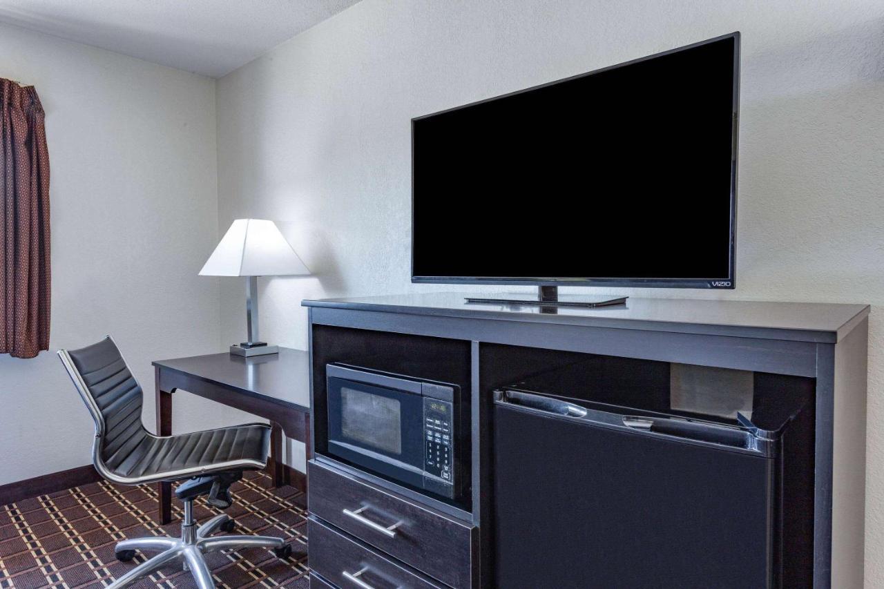 Super 8 By Wyndham La Crosse Ξενοδοχείο Εξωτερικό φωτογραφία