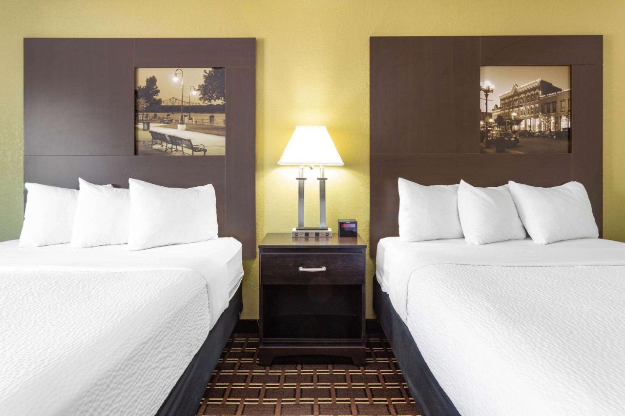 Super 8 By Wyndham La Crosse Ξενοδοχείο Εξωτερικό φωτογραφία